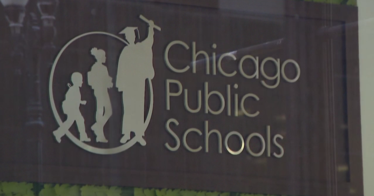Chicago Public Schools lays off over 1,400 workers, including more than 400 teachers