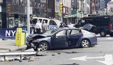 2 killed in NYC's Chinatown when car hits cyclist, pedestrian
