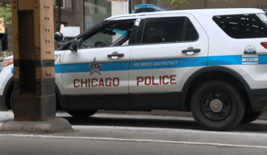 Armed robbery spree near West Loop sparks warning – NBC Chicago