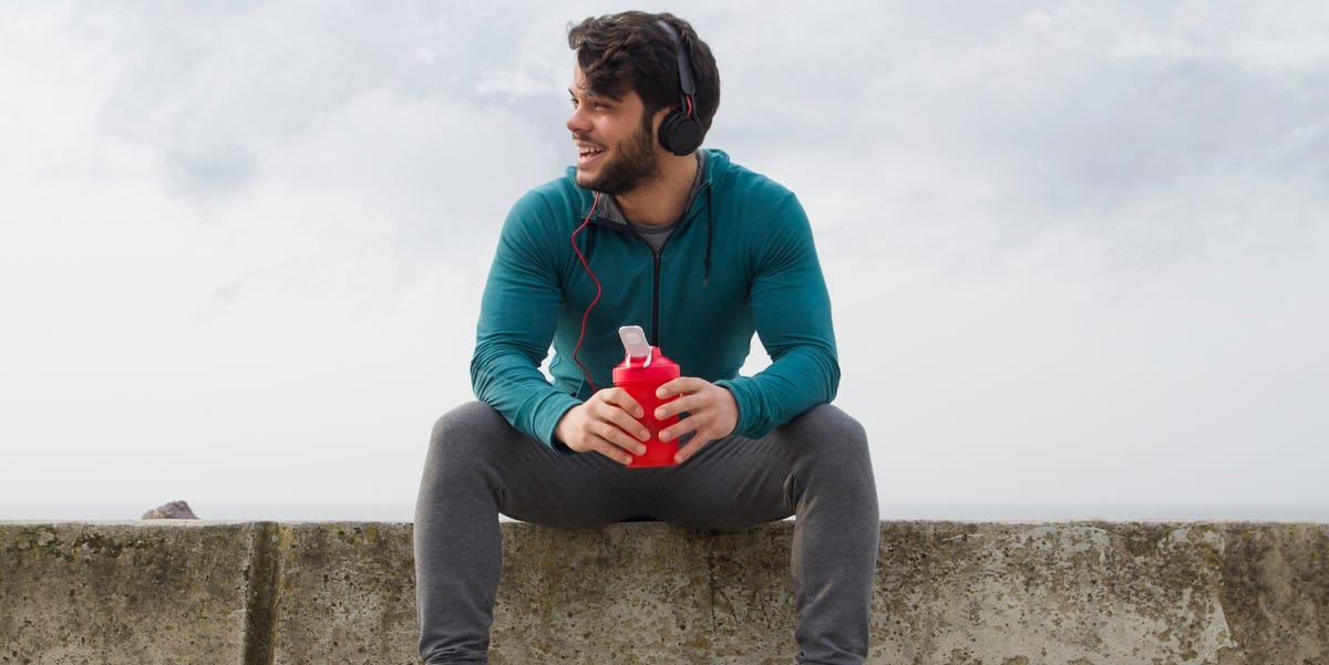What Happens When You Stop Taking Creatine? A Strength Coach Explains