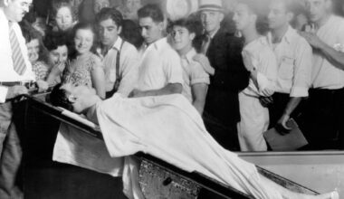 'Public Enemy No. 1' John Dillinger killed outside Biograph Theater