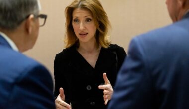 Chicago inspector general drops second term push