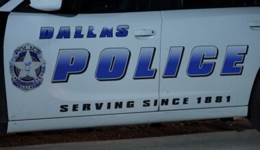 Dallas, Texas: Pedestrian injured in 3-vehicle hit-and-run crash, officials say