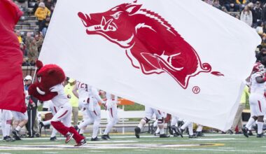 United Airlines adds nonstop flights for select Razorback games
