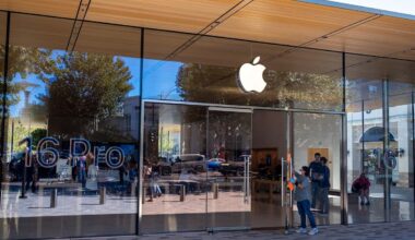 Apple Loses Bid to Dismiss Justice Department Antitrust Suit
