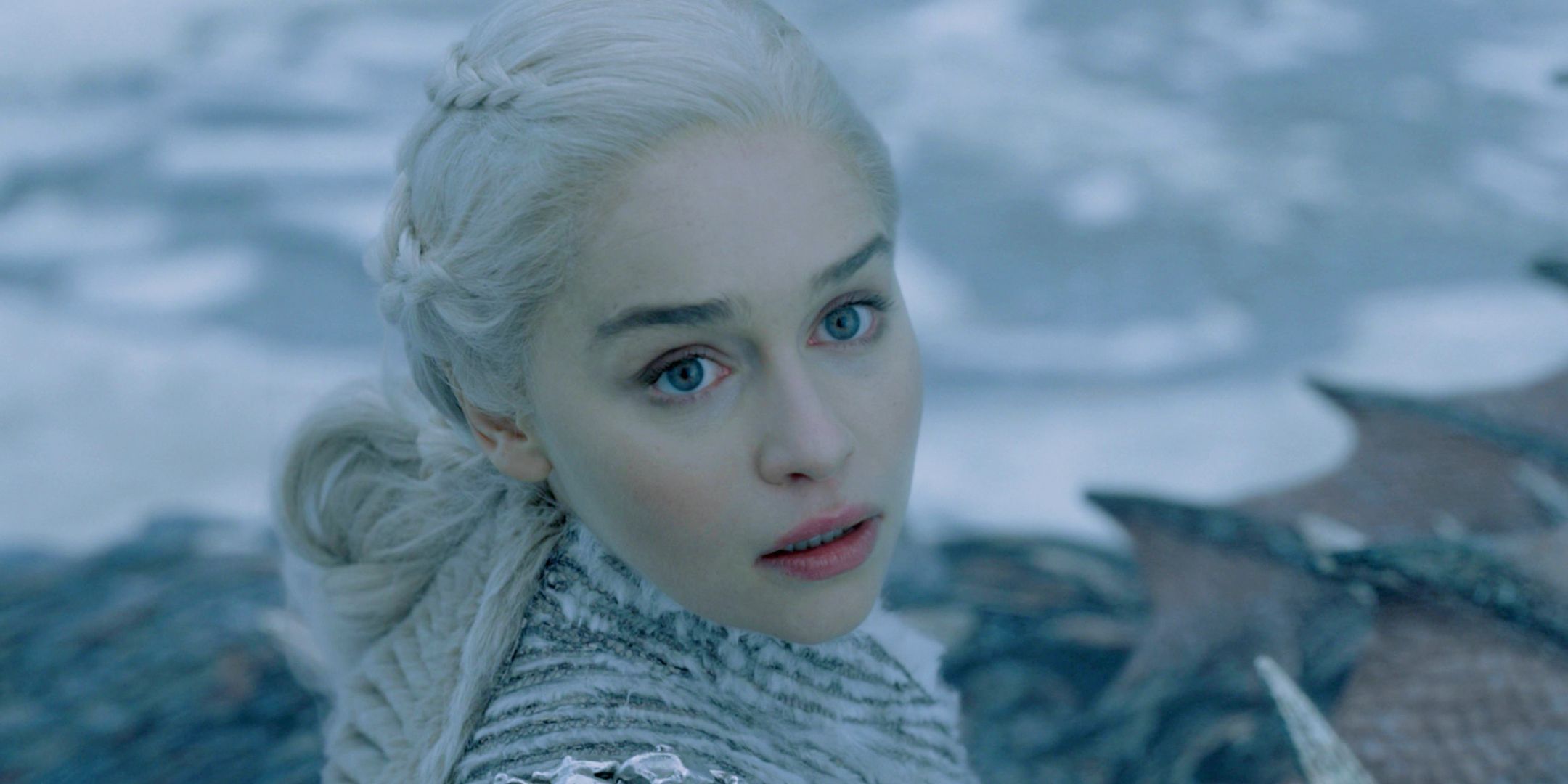 Daenerys Targaryen looking scared on Drogon in Game of Thrones season 7, episode 6, 