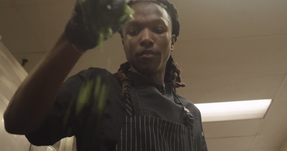 Chicago man is an inspiration after being born with gastroschisis, with organs outside body