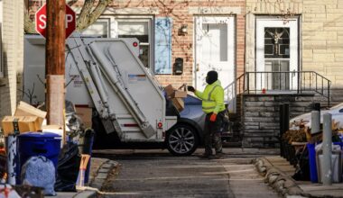 Philadelphia municipal workers launch largest strike in nearly 40 years