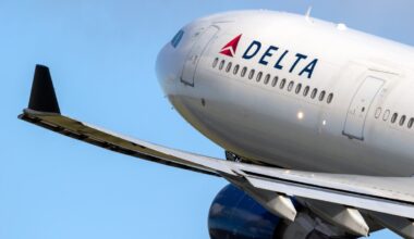 Delta flight diverted to Minneapolis due to turbulence, 25 hurt – NBC Chicago