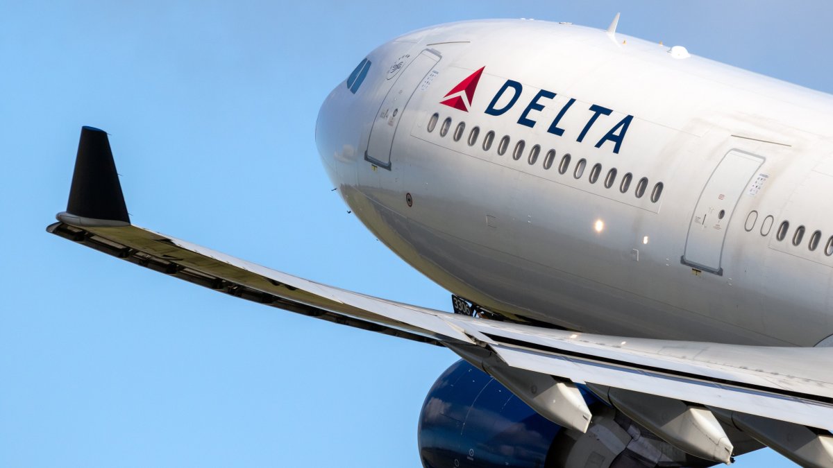 Delta flight diverted to Minneapolis due to turbulence, 25 hurt – NBC Chicago