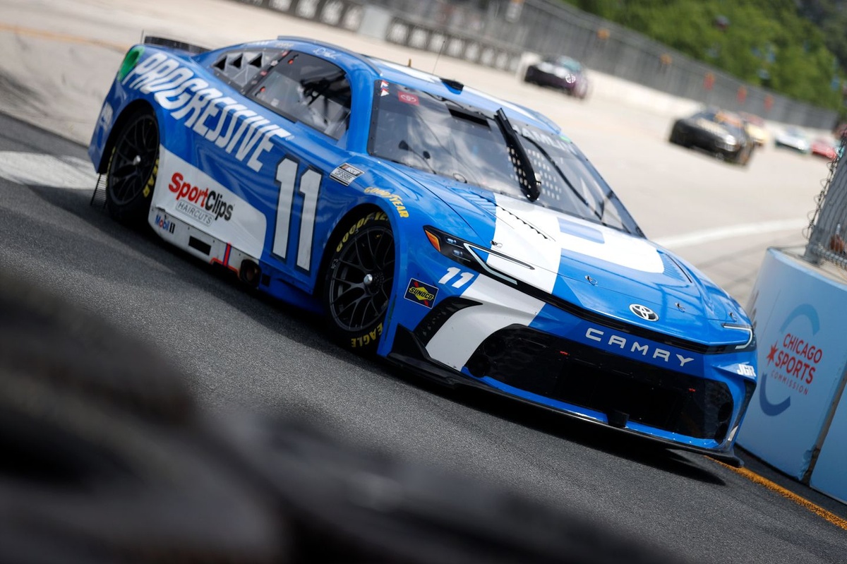 Brad Keselowski and Denny Hamlin claim NASCAR has "too many road courses"