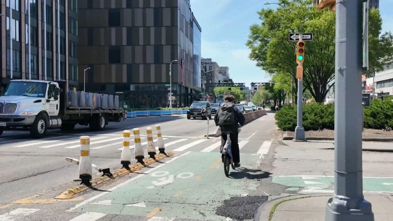 A proposed rule from the city’s Parks Department would build on an existing pilot program that allows e-bikes and scooters onto park drives. (Spectrum News NY1)