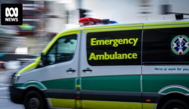 Ambulance union raises response time concerns after man's death at Sellicks Hill