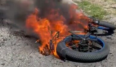 B.C. man riding e-bike felt heat on his leg. Moments later its battery caught fire - BC