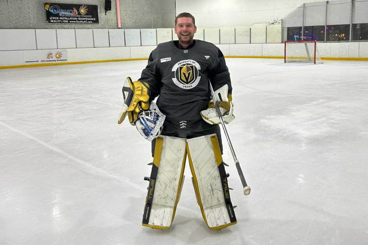 Evgeny Kuznetsov suits up as goaltender during offseason workouts while wearing Vegas Golden Knights jersey