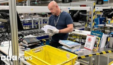 Amazon to add 'Printed in Dunstable' label to millions of books