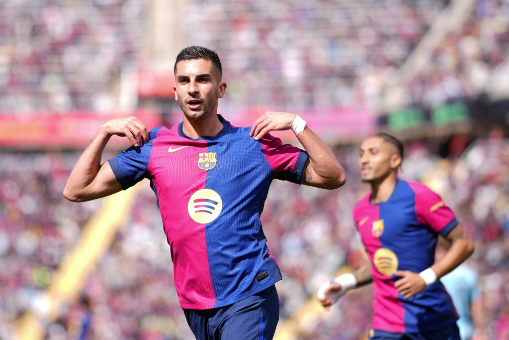 Ferran Torres scoring for Barcelona