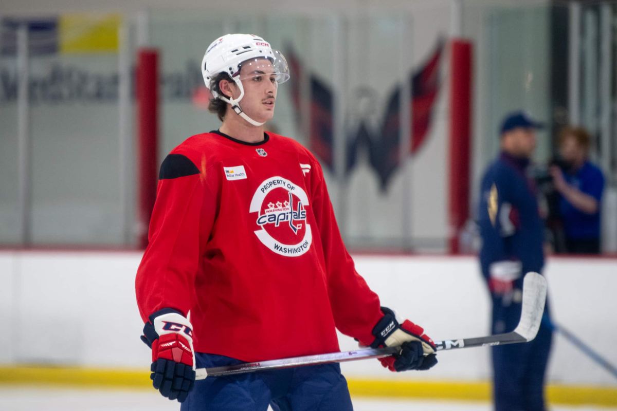 Capitals sign Lynden Lakovic to three-year, entry-level contract