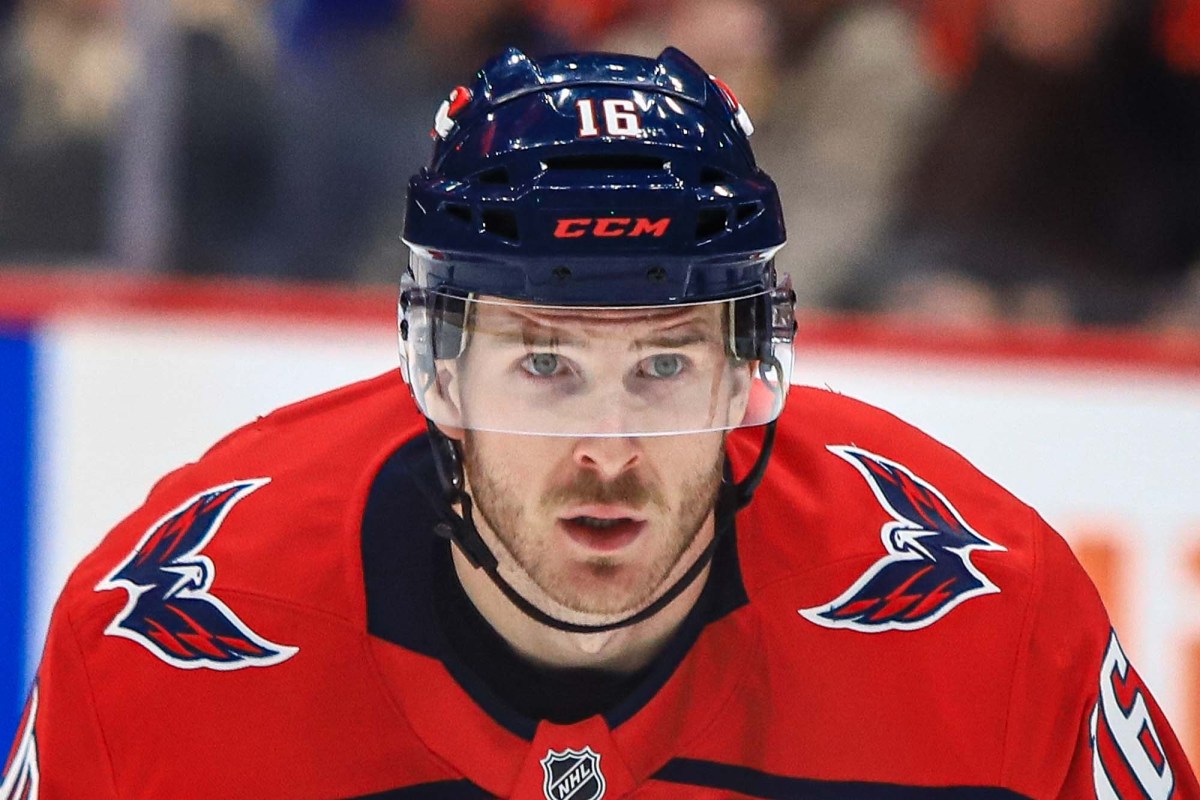 Taylor Raddysh signs two-year, $3 million contract with New York Rangers after one season with Capitals