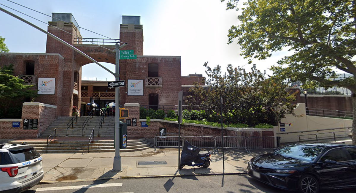 Man shot, critically injured near Bronx’s Crotona Park, NYPD says