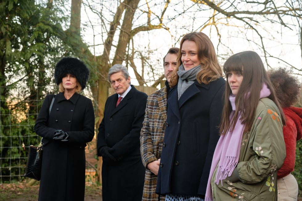 finding alice, nigel havers, joanna lumley, keeley hawes, isabella, pappas