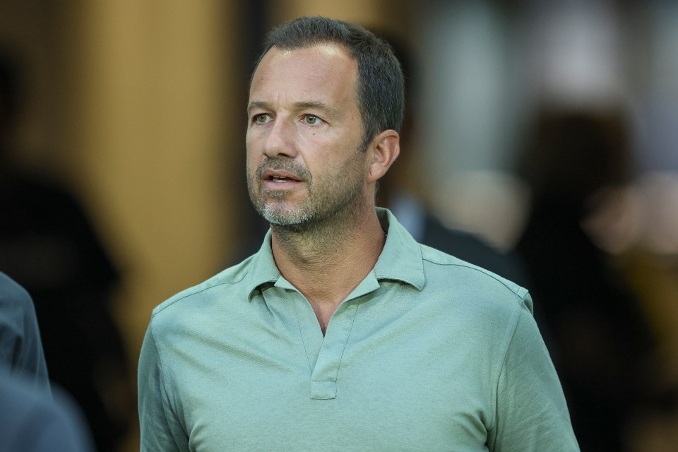 Varandas made it clear to Arsenal and United that Gyokeres sitting out of pre-season won't impact his price in any way