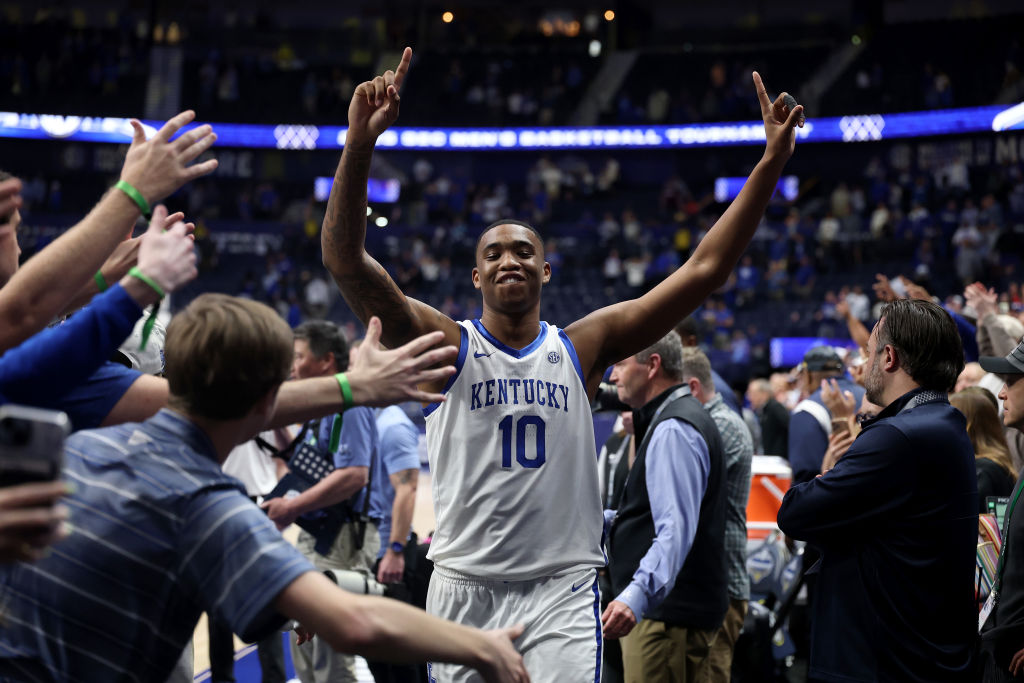 Kentucky Prioritizing Basketball Over Football With NIL Spending? Well, Somewhat