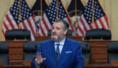Ted Cruz came back from Greece vacation after floods hit Texas