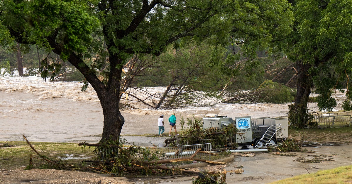 Two Dallas sisters among the dozens killed in Central Texas flooding