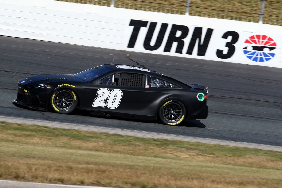 What the drivers are saying after New Hampshire tire test