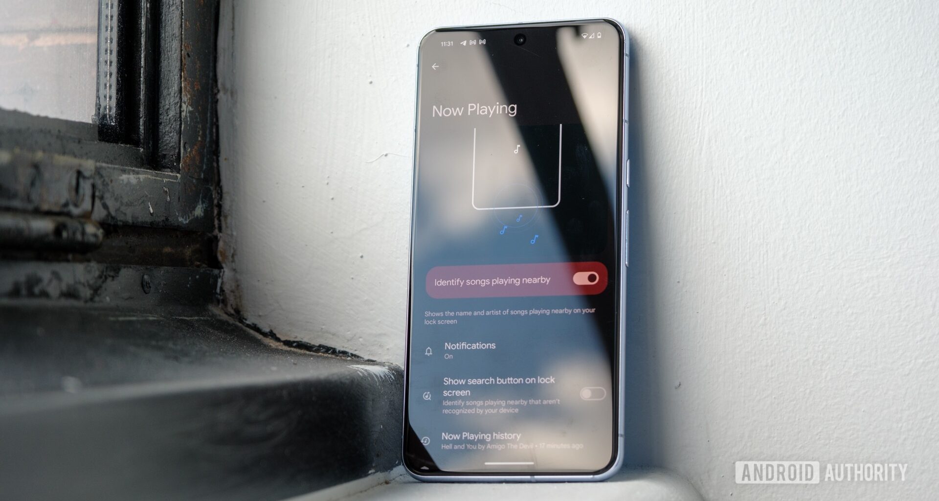 google pixel 8 pro now playing