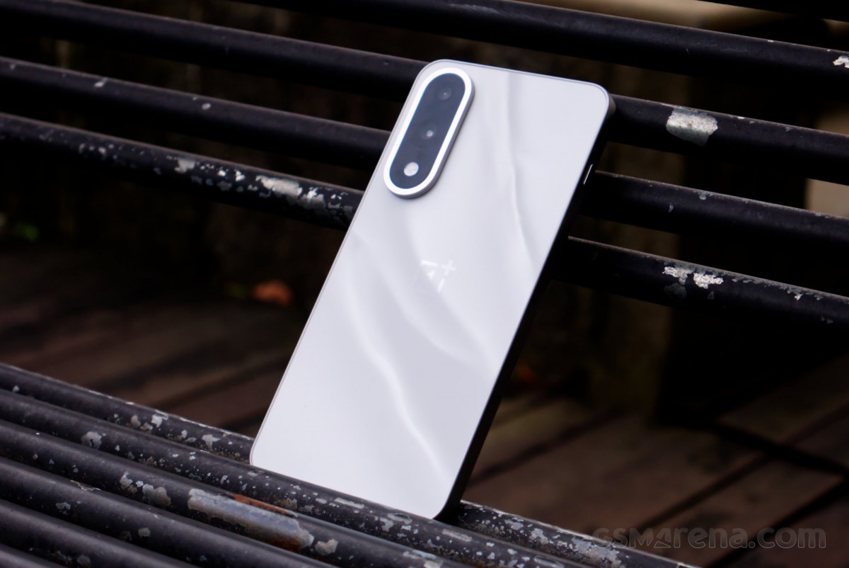 OnePlus Nord 5 in for review