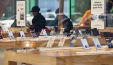 iOS 27 is reportedly focused on foldable iPhone features