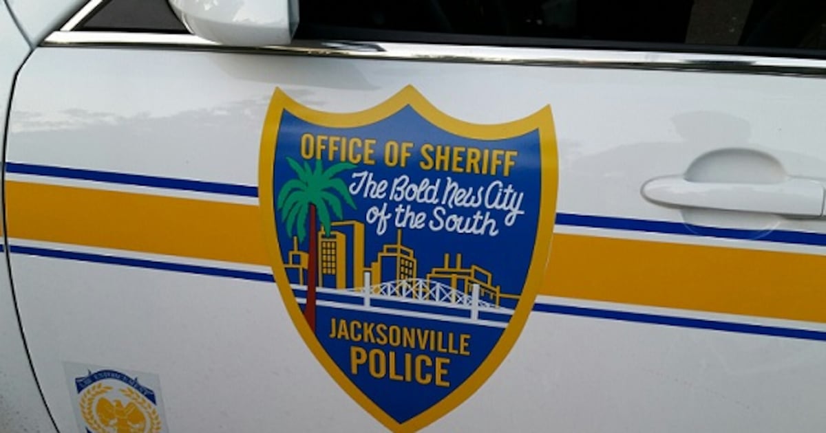 Man pulled from water at Huguenot Park; death under investigation – Action News Jax