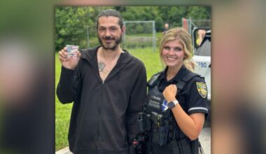 Publix employee rescues teen trapped in sinking truck – 104.5 WOKV
