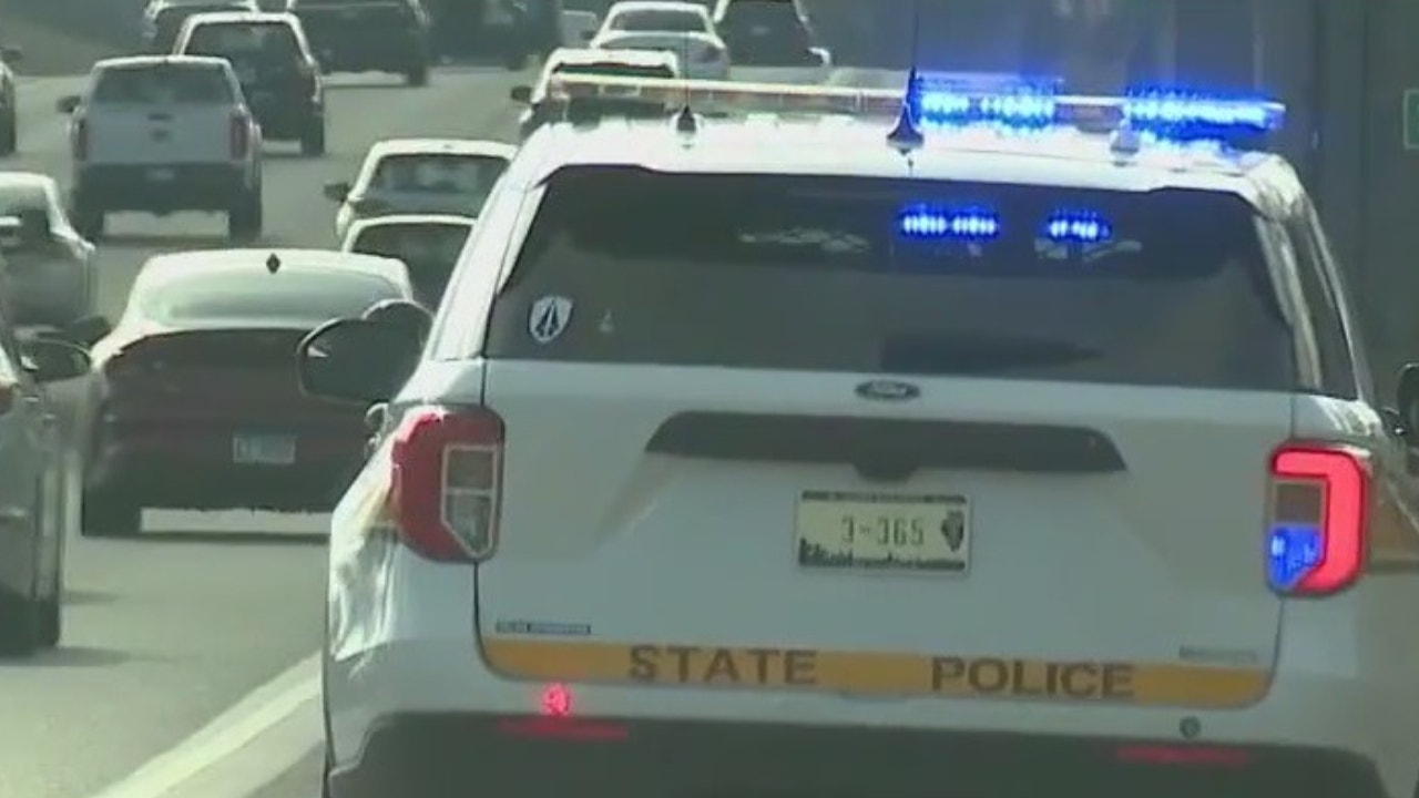 Driver killed in crash on Chicago's I-94, ISP says