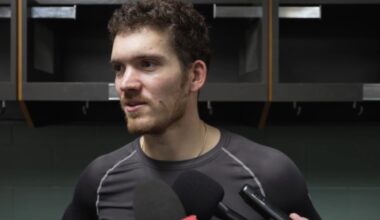 Capitals reportedly ‘took a long look’ at UFA forward Jack Roslovic, who still does not have a contract for next season
