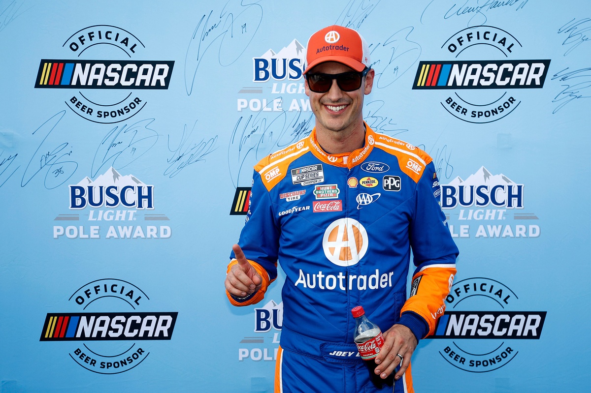 Joey Logano visits NASCAR Hall of Fame’s summer campers in heartfelt moment