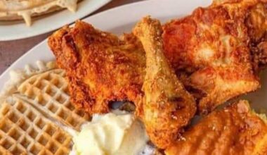 Celeb-owned Johnny's Chicken & Waffles opens in Fort Worth