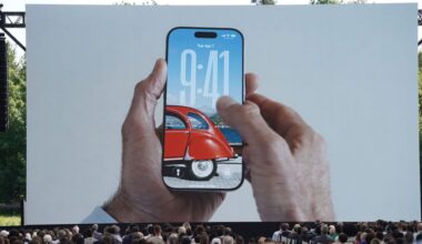 Apple releases public betas of its new software updates with Liquid Glass