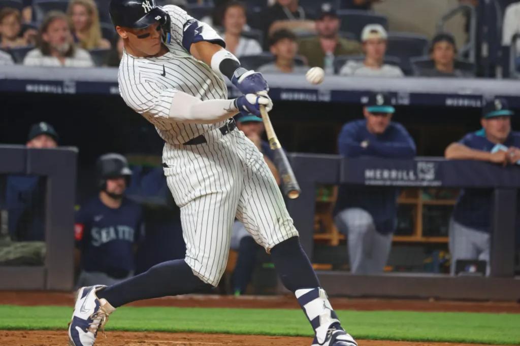 Yankees' Aaron Judge diagnosed with flexor strain and heading to IL