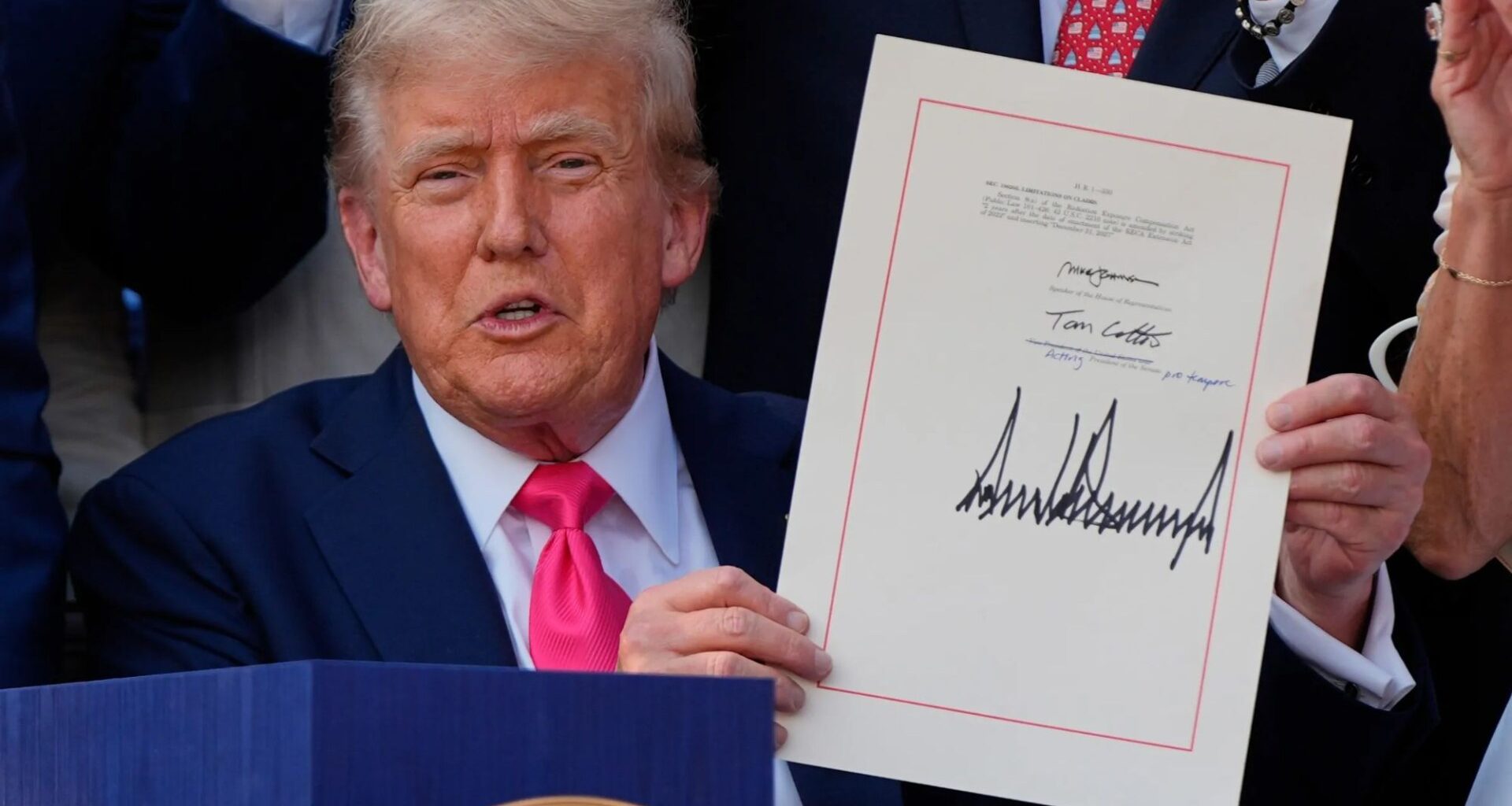 Donald Trump 'moaned he could not access PORN in White House as computers there were blocked'