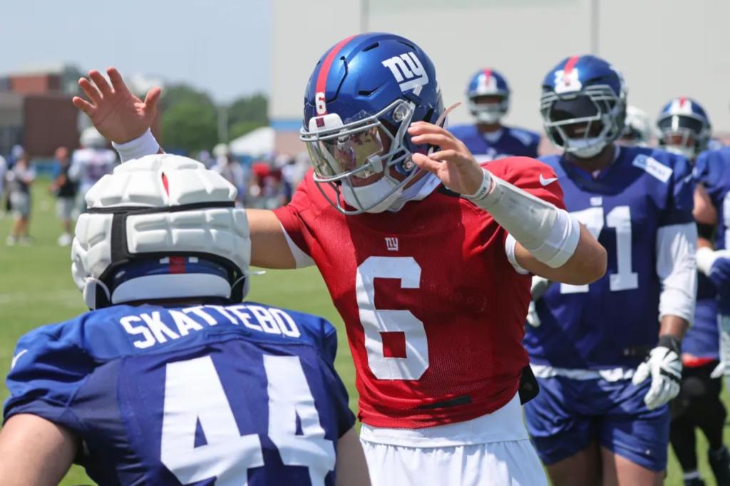 Jaxson Dart, Cam Skattebo show off rookie connection at Giants camp