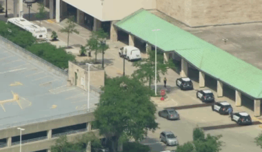 Massive police response called to Westfield Old Orchard shopping center in Skokie, Illinois