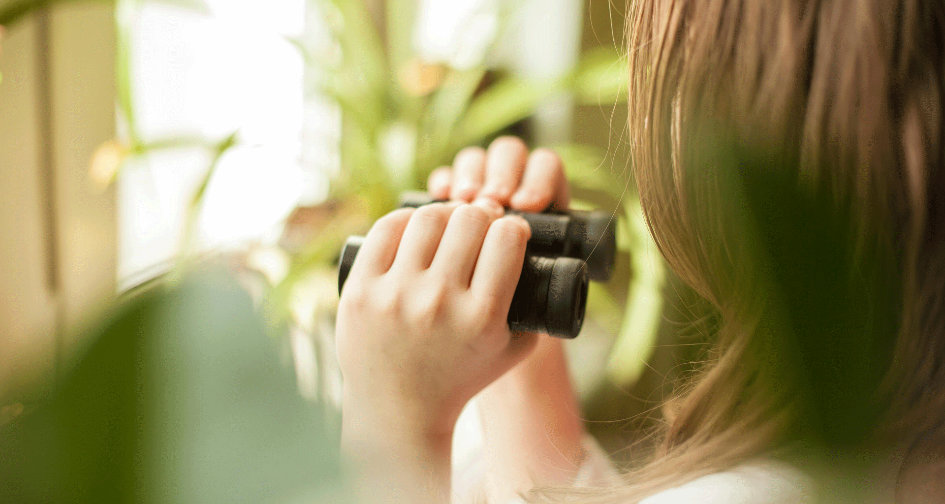 Top 5 spy books for kids, chosen by Cecily Sawyer author Iona Rangeley