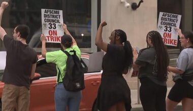 Philadelphia's largest blue-collar workers' union goes on strike for first time in nearly 40 years