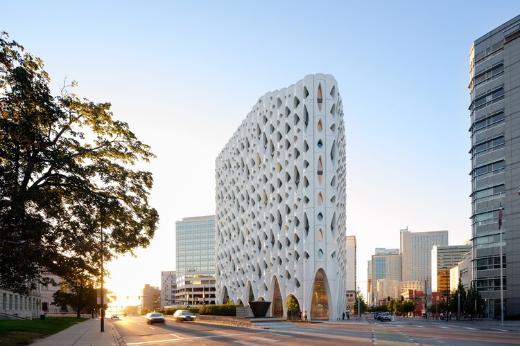 Populus Hotel and Social Hub / Studio Gang - Image 1 of 28