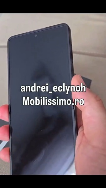 Galaxy Z Flip 7 hands-on leak