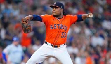 Valdez faults Astros' 'uncomfortable' defensive shift after loss