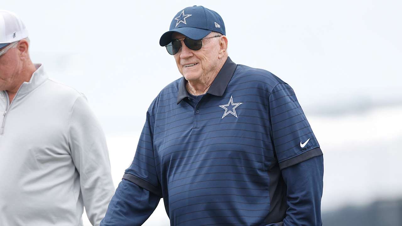 Jerry Jones says Brian Schottenheimer has 'exceeded' expectations, talks camp standouts and contracts
